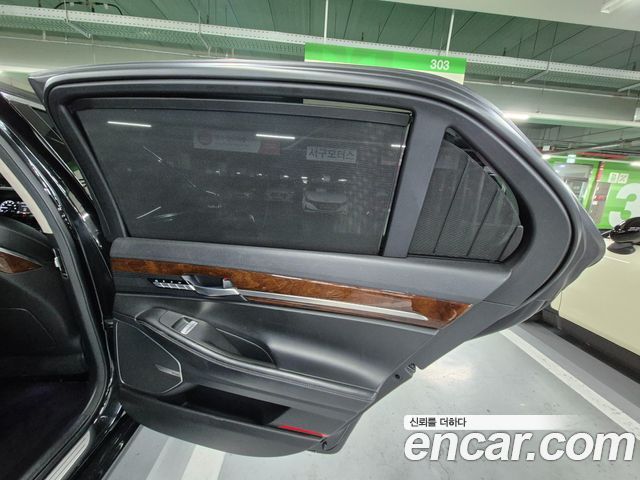 Genesis EQ900 2017 — photo 18