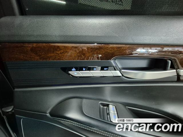 Genesis EQ900 2017 — photo 20