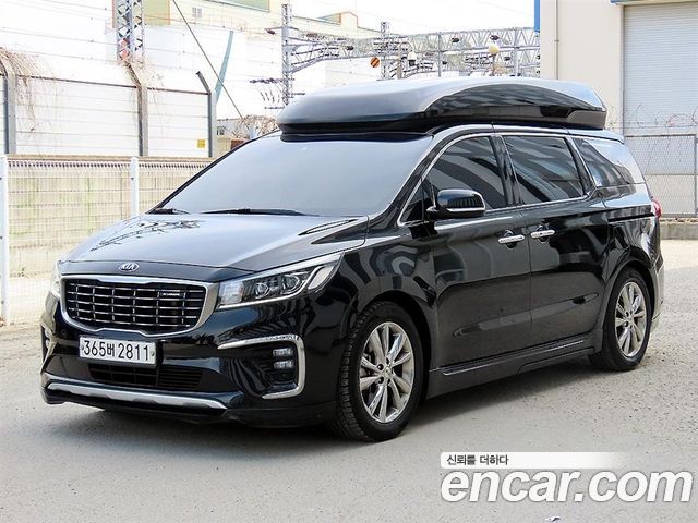 Kia Canival 2020 — photo 2