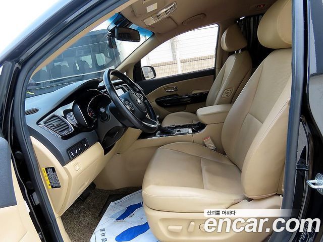 Kia Canival 2020 — photo 5