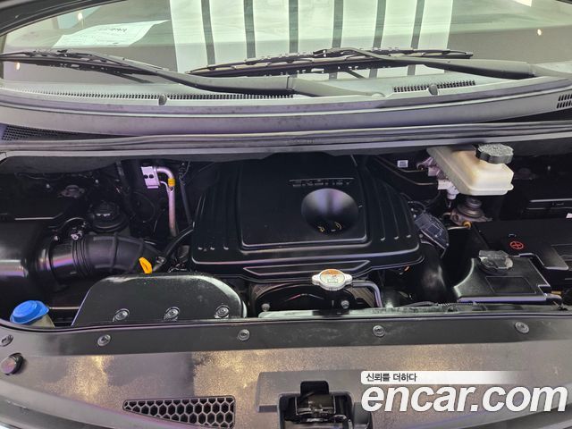 Hyundai Starex 2014 — photo 15