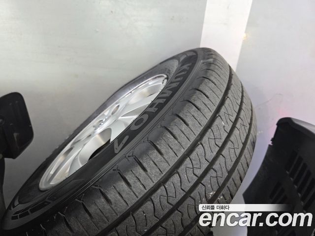 Hyundai Starex 2014 — photo 16