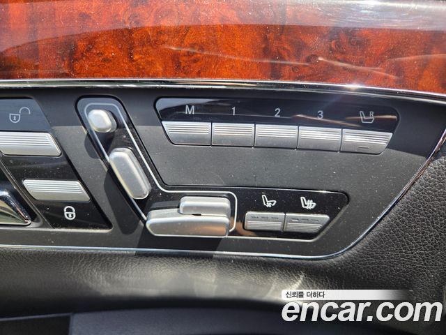 Mercedes-Benz S-Class 2006 — photo 10