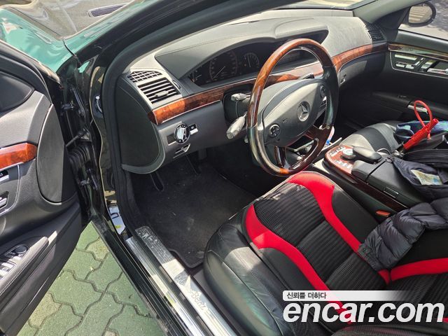 Mercedes-Benz S-Class 2006 — photo 13