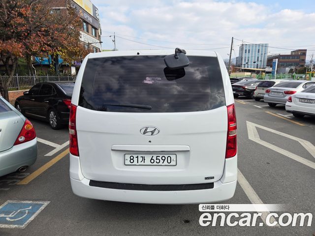Hyundai Starex 2012 — photo 5