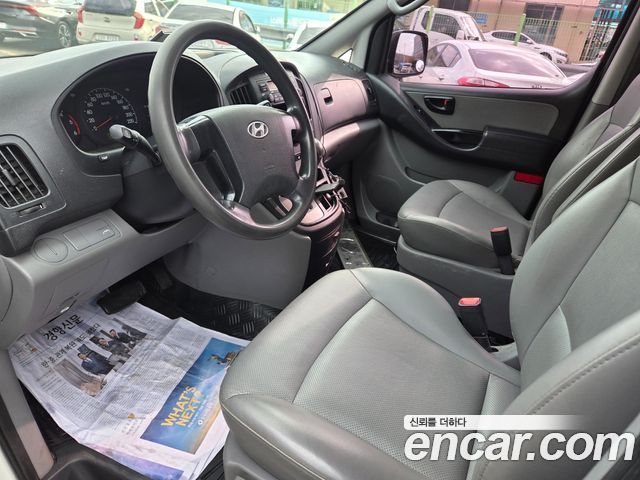 Hyundai Starex 2012 — photo 9