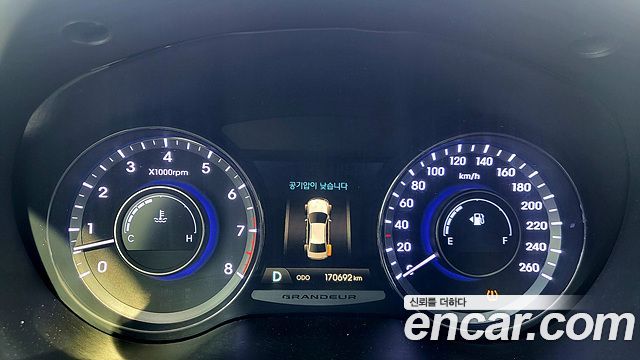 Hyundai Grandeur 2012 — photo 8