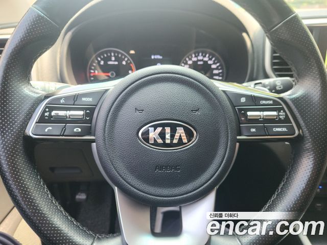 Kia Sportage 2019 — photo 8