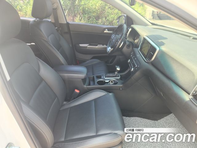 Kia Sportage 2019 — photo 12
