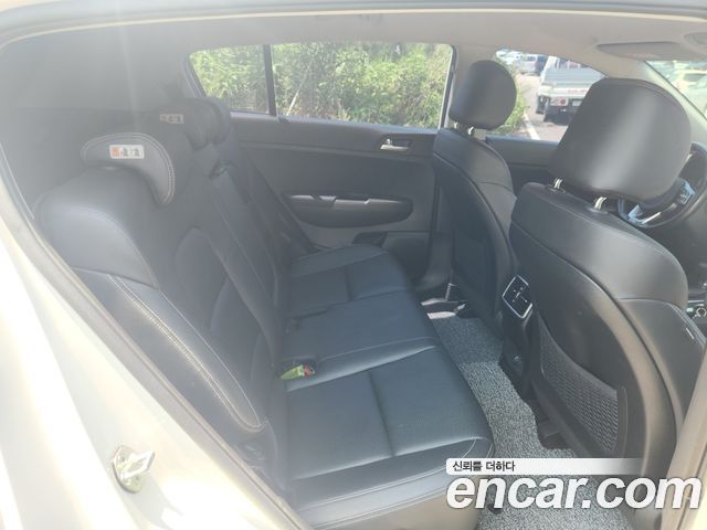 Kia Sportage 2019 — photo 13