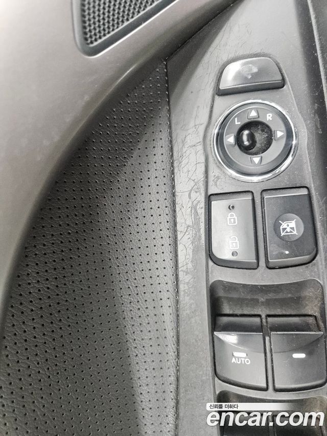 Hyundai AVANTE 2014 — photo 9