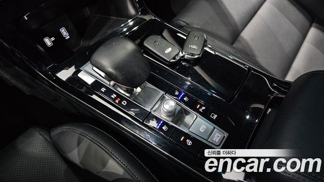 Kia K7 2020 — photo 12