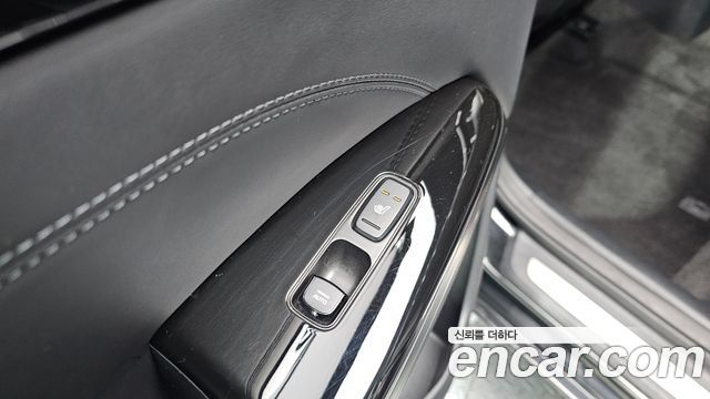 Kia K7 2020 — photo 24