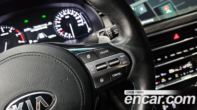 Kia K7 2020 — photo 28