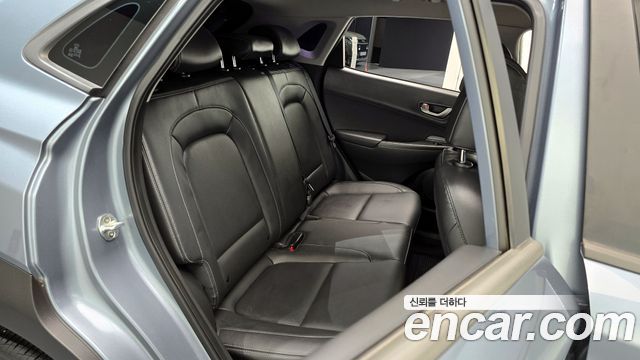 Hyundai Kona 2018 — photo 16