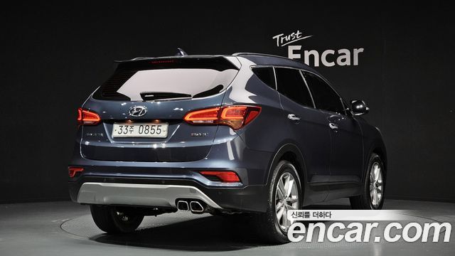 Hyundai Santafe 2016 — photo 2