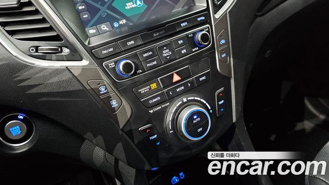 Hyundai Santafe 2016 — photo 17