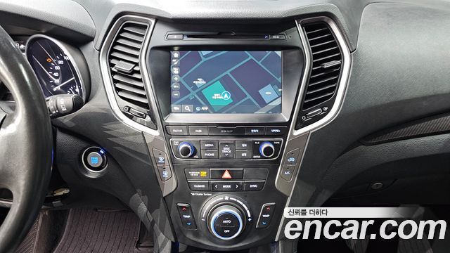 Hyundai Santafe 2016 — photo 20