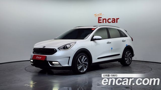 Kia Niro 2017 — photo 1