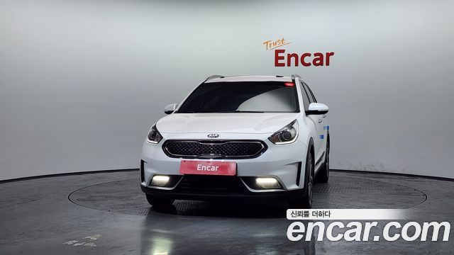 Kia Niro 2017 — photo 3