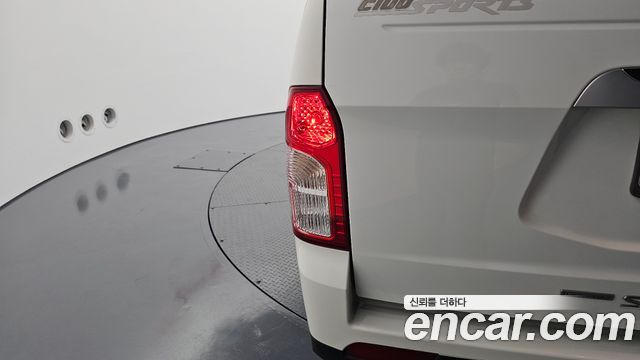 KG Mobility KORANDO 2016 — photo 9