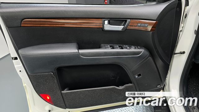 Kia Mohave 2017 — photo 14