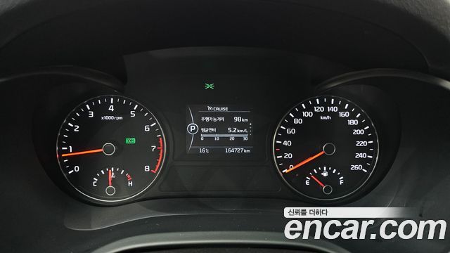 Kia K5 2016 — photo 11