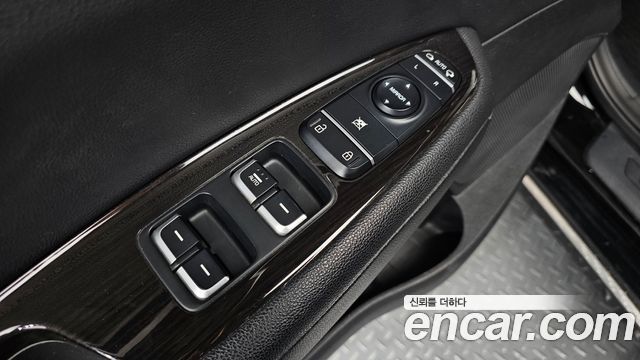Kia K5 2016 — photo 21
