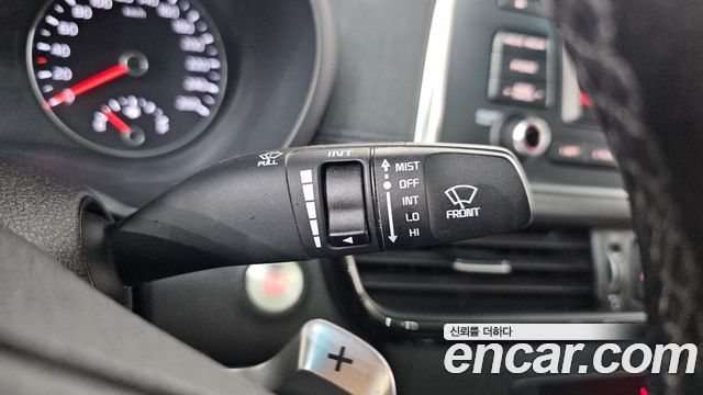 Kia K5 2016 — photo 23