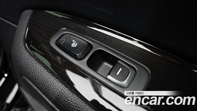 Kia K5 2016 — photo 24