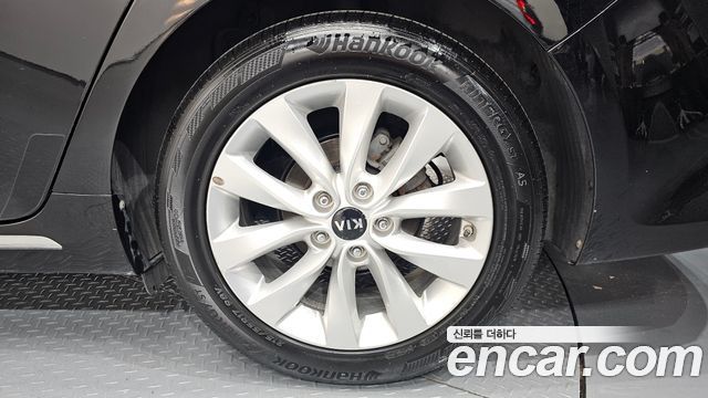 Kia K5 2016 — photo 7