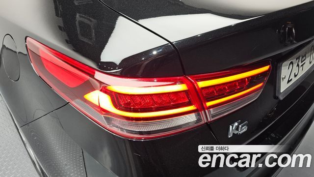 Kia K5 2016 — photo 9