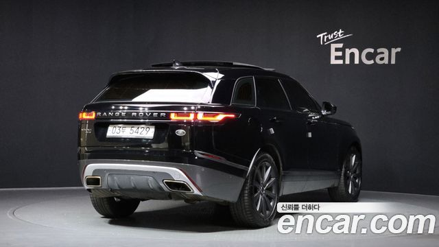 Land Rover Range Rover Velar 2018 — photo 2