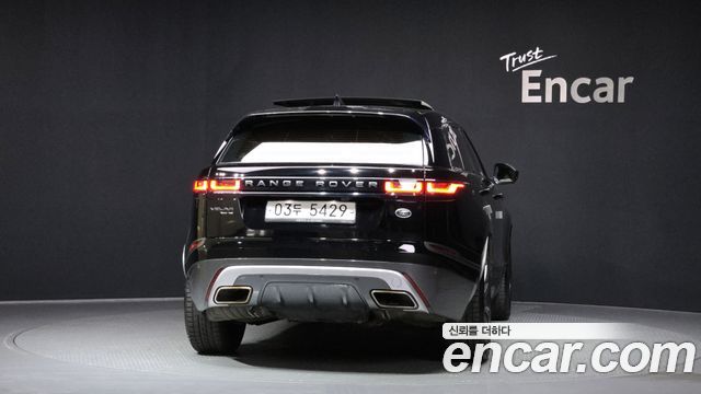 Land Rover Range Rover Velar 2018 — photo 4