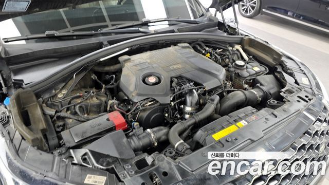 Land Rover Range Rover Velar 2018 — photo 6