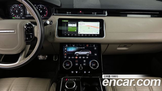Land Rover Range Rover Velar 2018 — photo 19