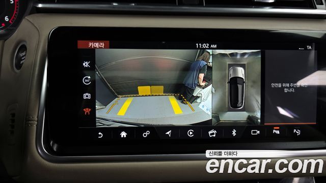 Land Rover Range Rover Velar 2018 — photo 20