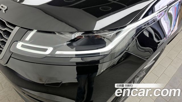 Land Rover Range Rover Velar 2018 — photo 8