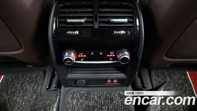 BMW Gran Turismo 2023 — photo 18
