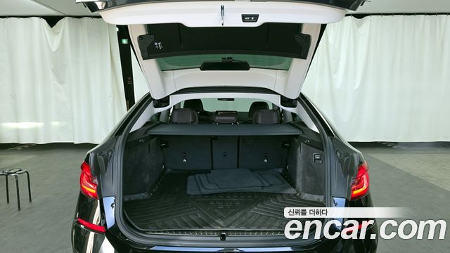 BMW Gran Turismo 2023 — photo 19