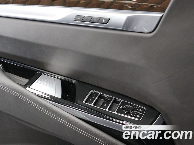 Cadillac Escalade 2025 — photo 9
