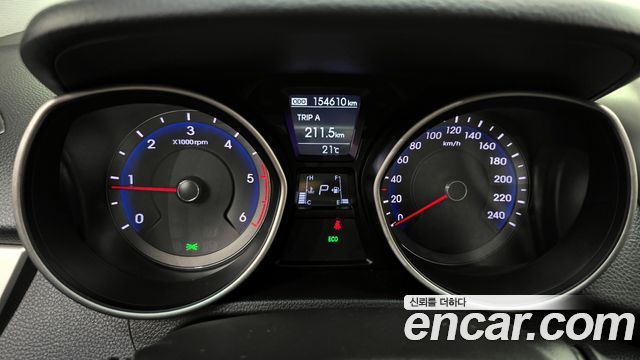 Hyundai i30 2012 — photo 8