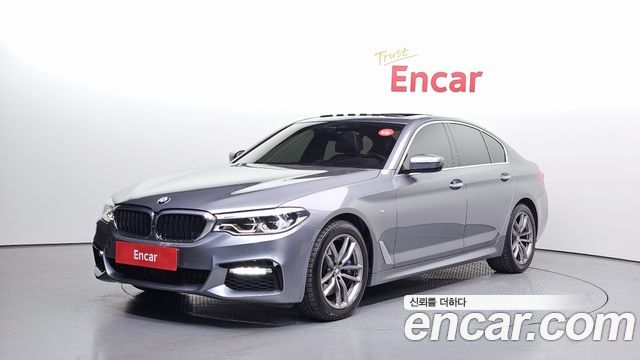 BMW 5-Series 2018 — photo 1