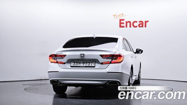 Honda Accord 2018 — photo 4