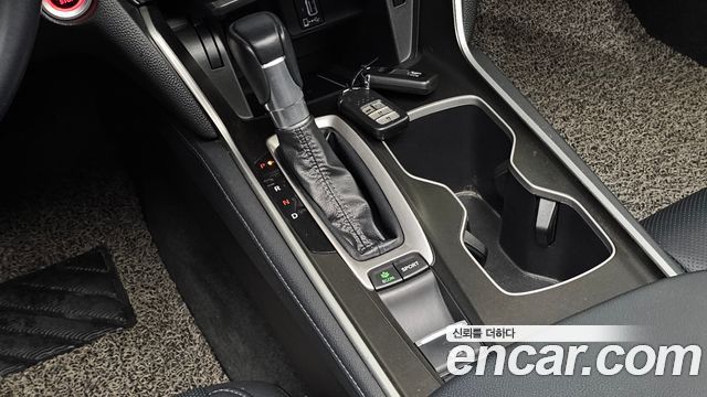 Honda Accord 2018 — photo 9