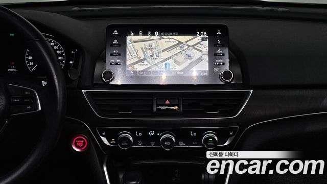 Honda Accord 2018 — photo 15