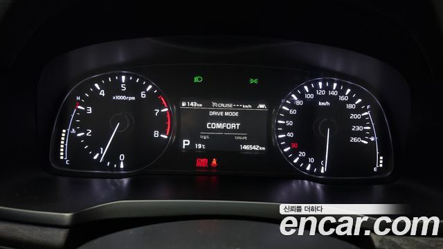 Kia K7 2020 — photo 11