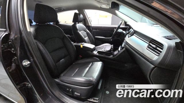 Kia K7 2020 — photo 17