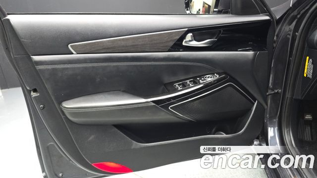 Kia K7 2020 — photo 14