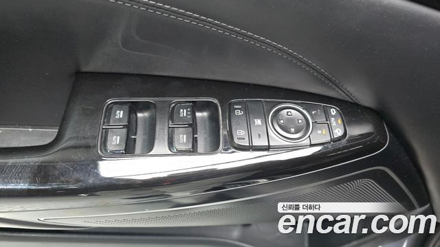 Kia K7 2020 — photo 30